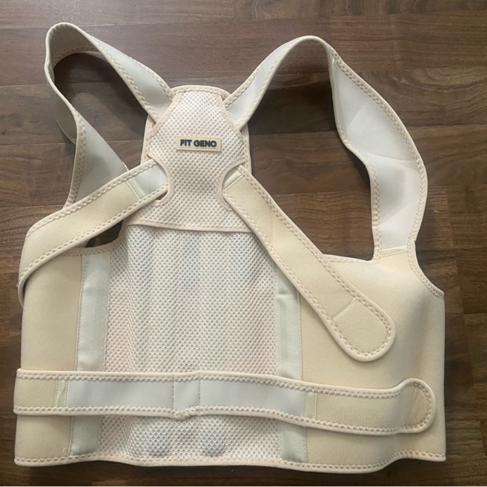 Fit Geno Back Posture Corrector Brace Adjustable Medium Support Neoprene